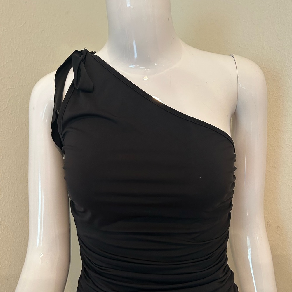 Black Asymmetrical Ruched One-Shoulder Top
